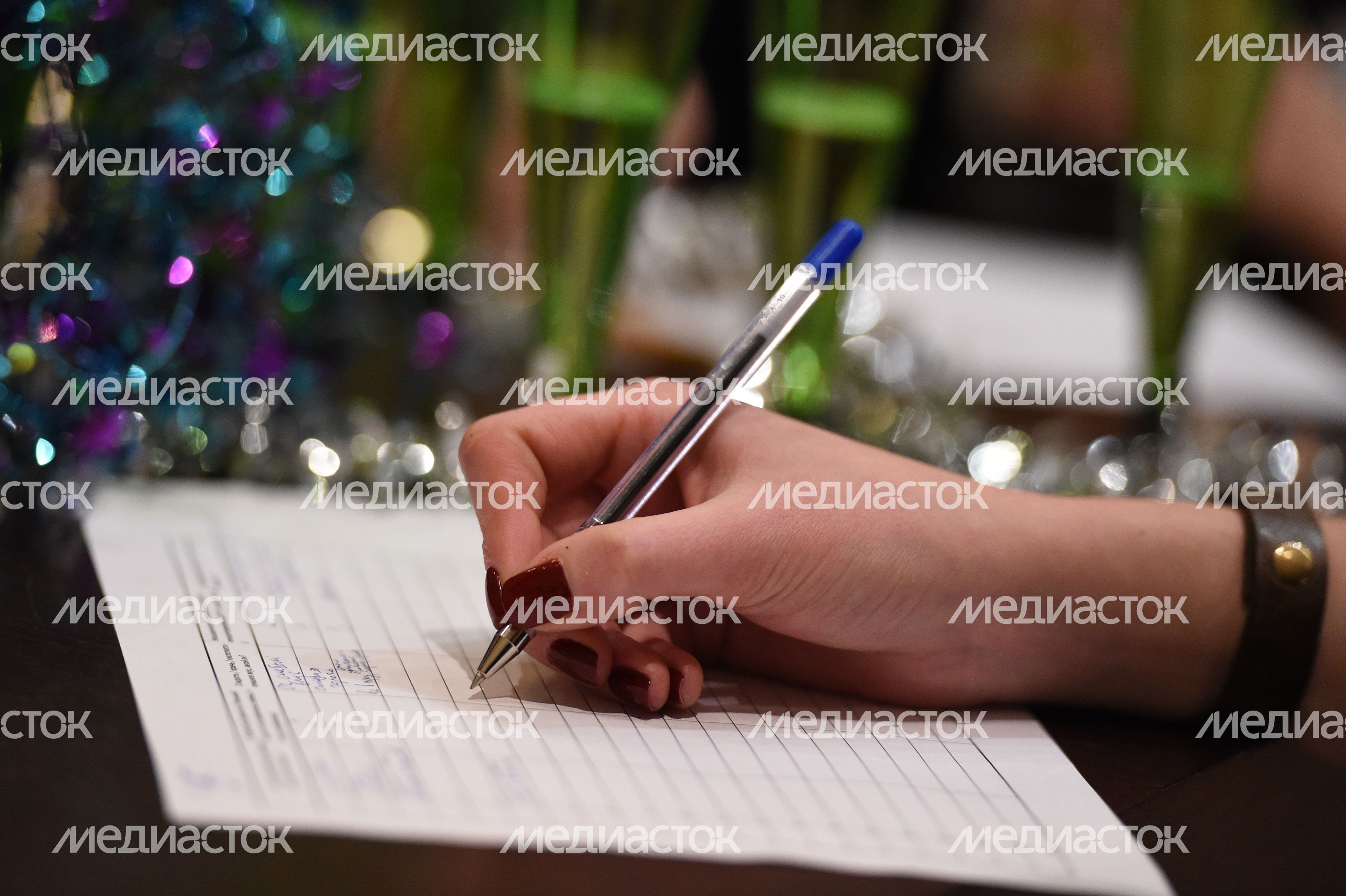 Эксперимент РИАМО: какое шампанское выбрать на Новый год