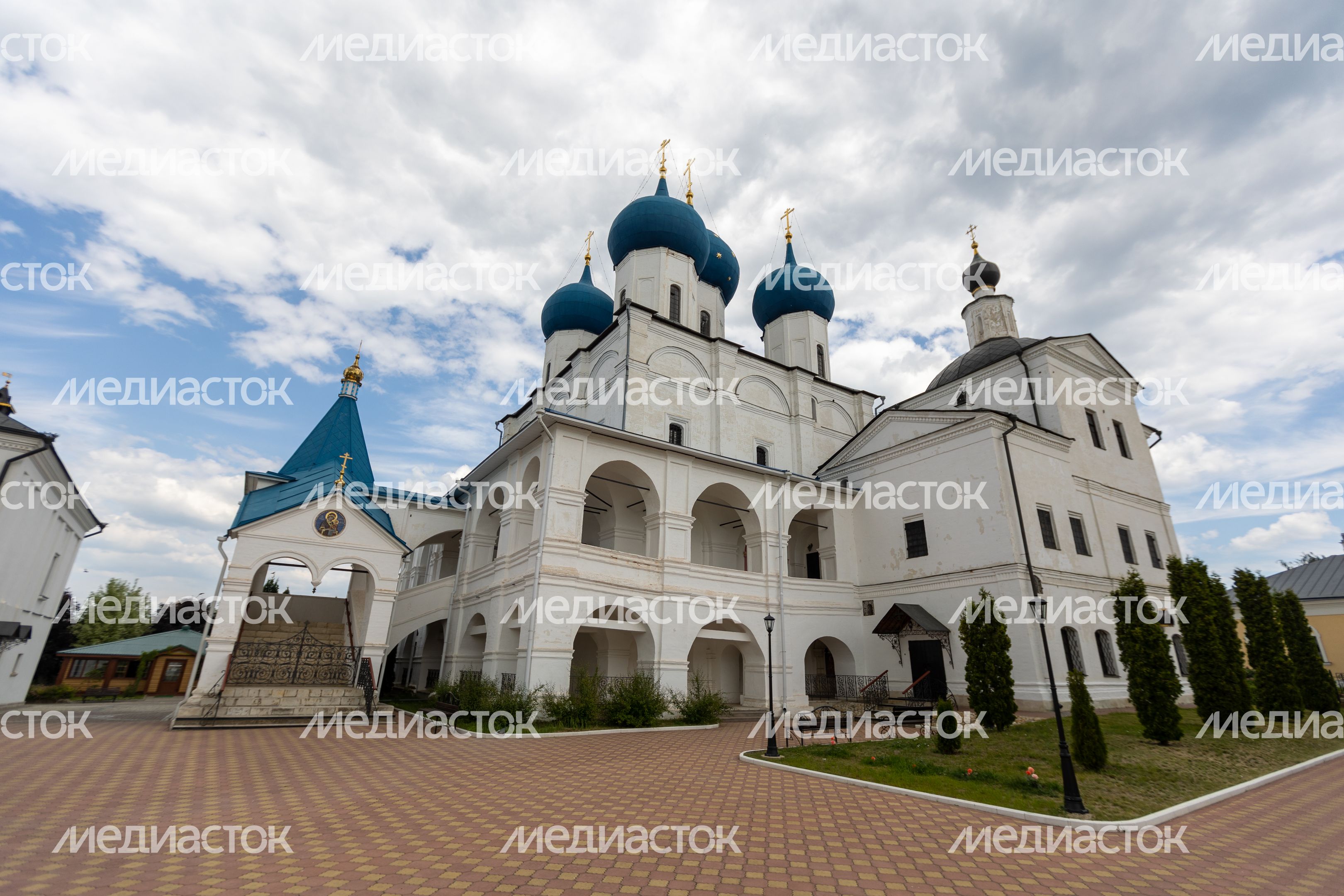 Серпухов. Высоцкий мужской монастырь Серпухов. Высоцкий мужской монастырь