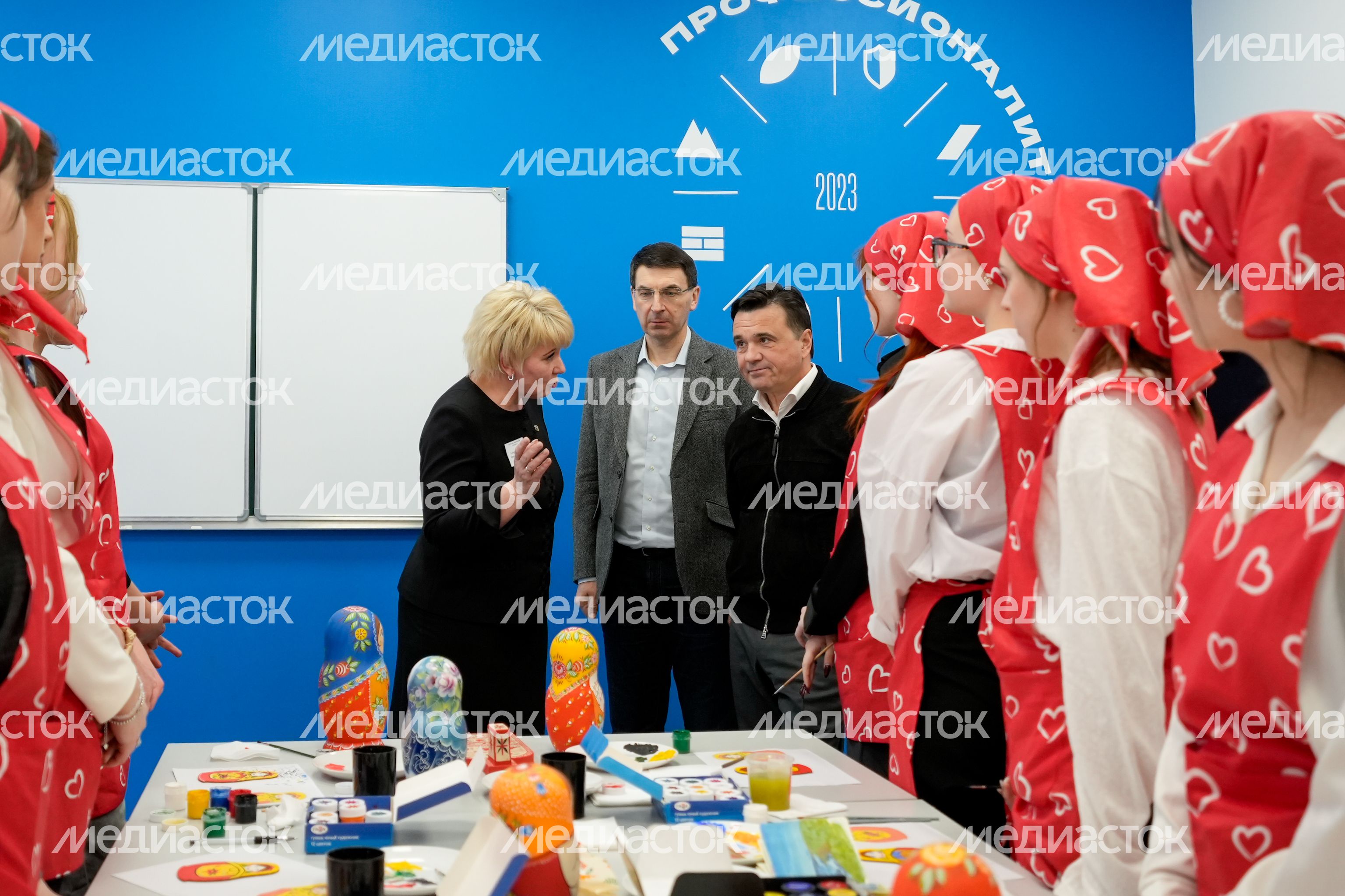 Андрей Воробьев и Игорь Щеголев посетили Дмитровский техникум