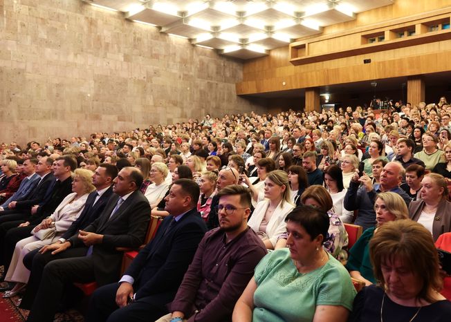 Накануне профессионального праздника в Подольске наградили медиков