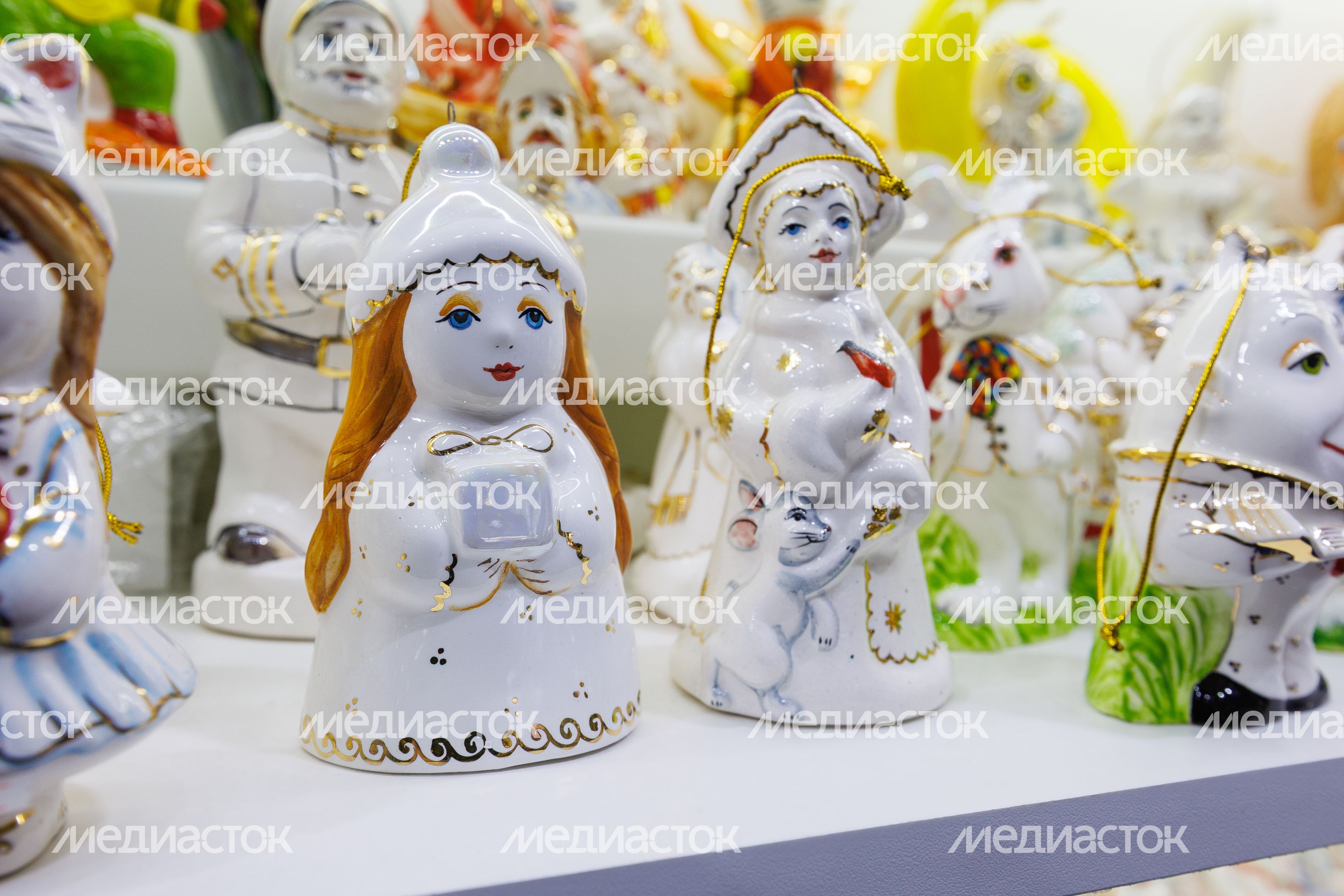 Сувениры народных промыслов Подмосковья на выставке-ярмарке «Ладья» Сувениры народных промыслов Подмосковья на выставке-ярмарке «Ладья»
