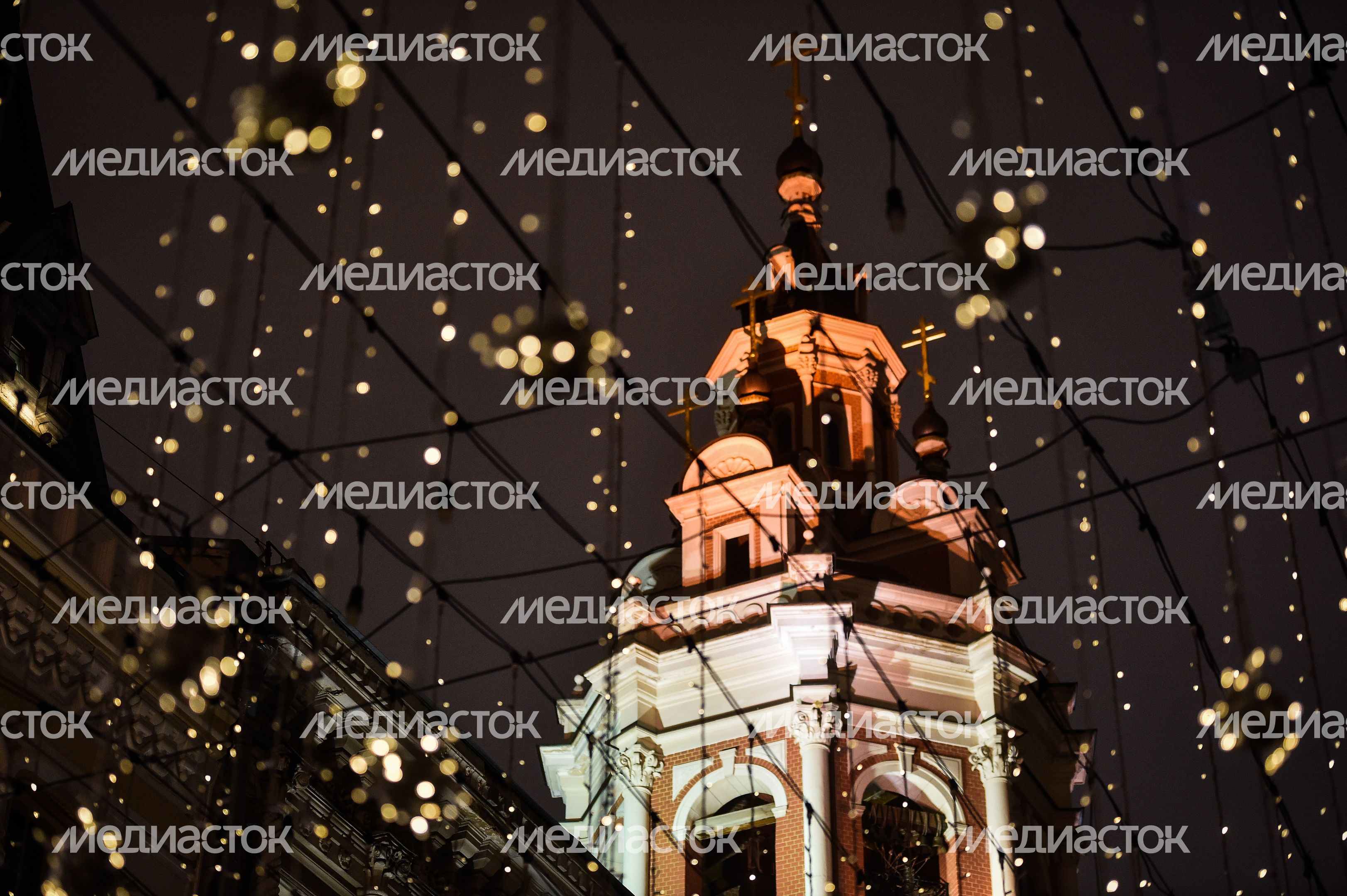 Новогодняя иллюминация в Москве