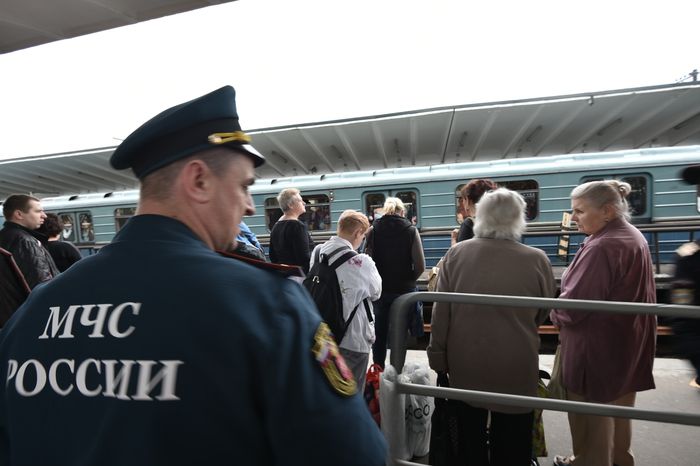 Транспортный коллапс из-за пожара возле станции «Выхино» в Москве
