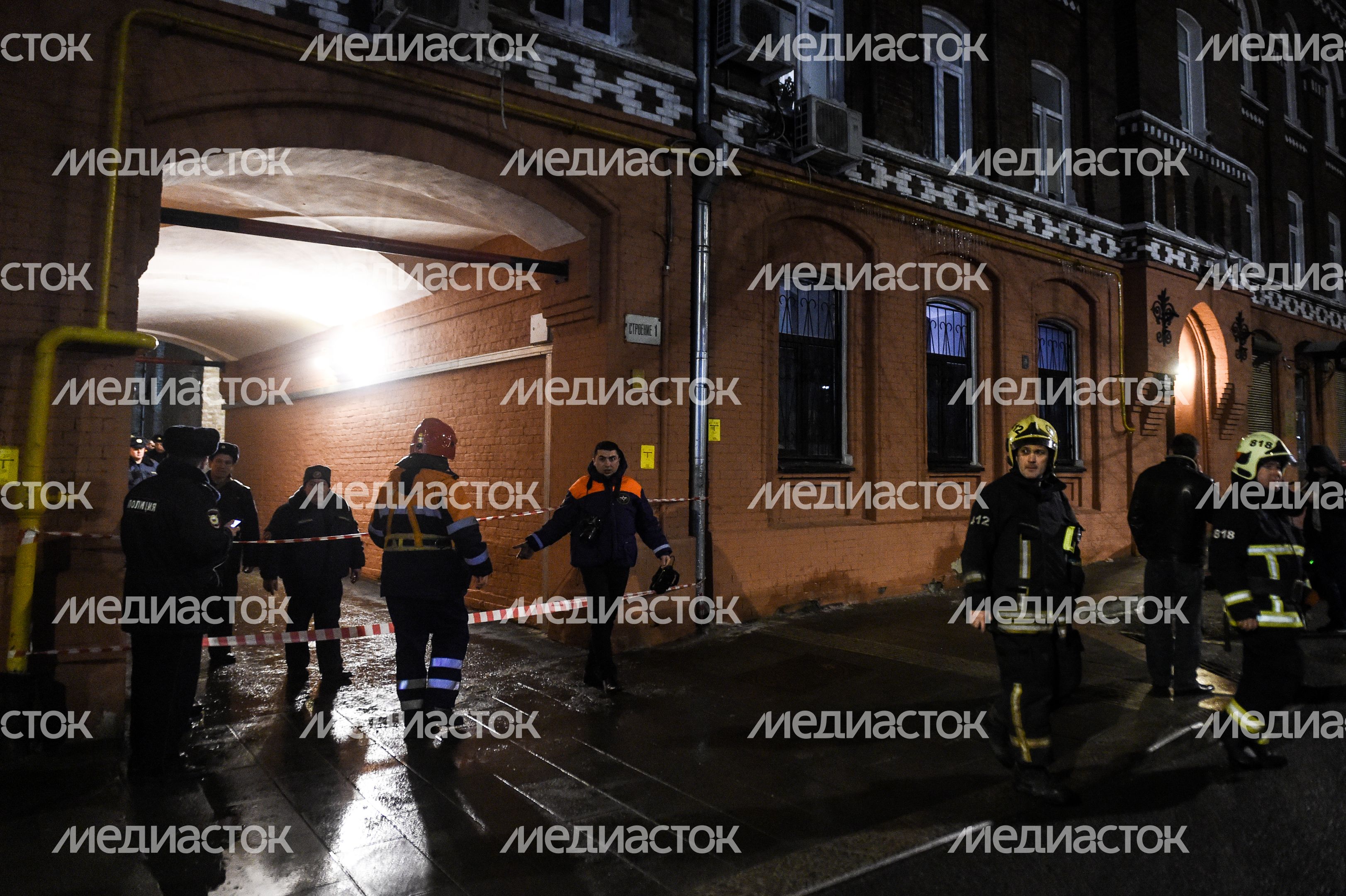 Обрушение кровли реконструируемого здания центре Москвы