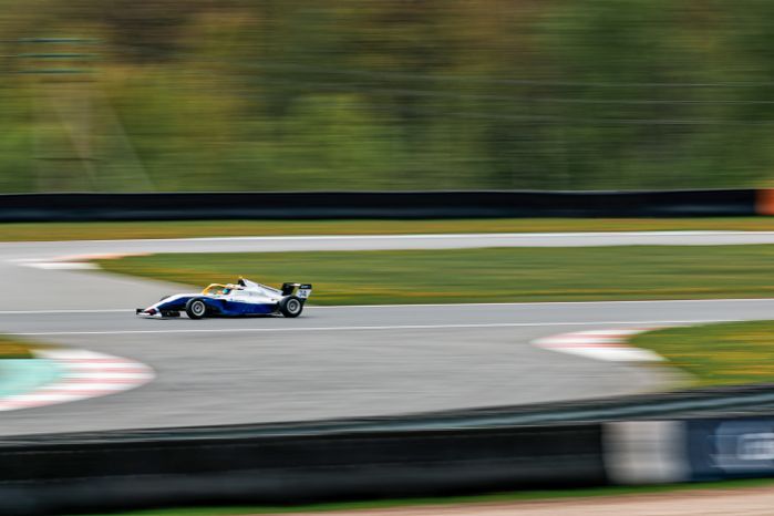 Гоночный уик-енд в Волоколамском округе на трассе Moscow Raceway