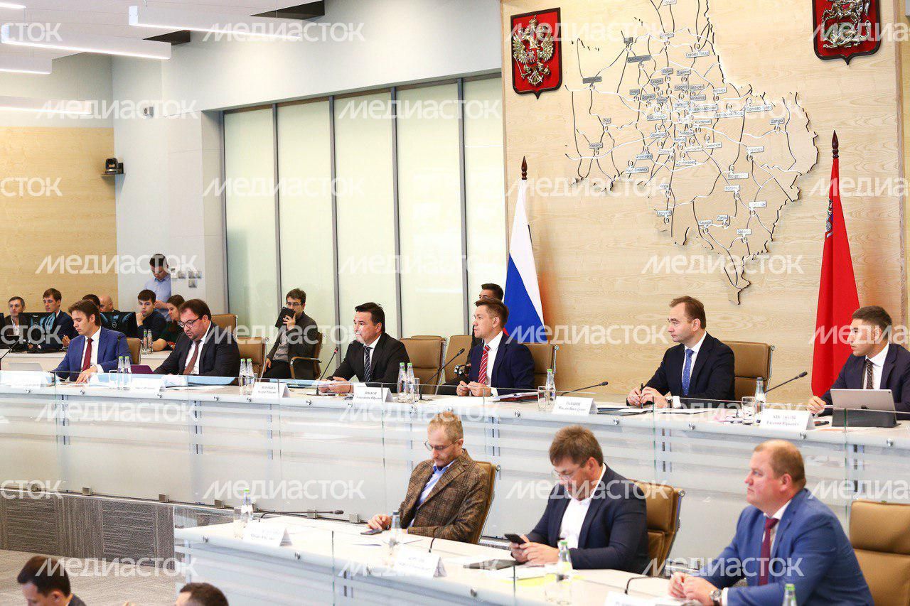Заседание рабочей группы по подготовке к Государственному совету Российской Федерации по направлению «Коммуникации, связь, цифровая экономика» Заседание рабочей группы по подготовке к Государственному совету Российской Федерации по направлению «Коммуникации, связь, цифровая экономика»