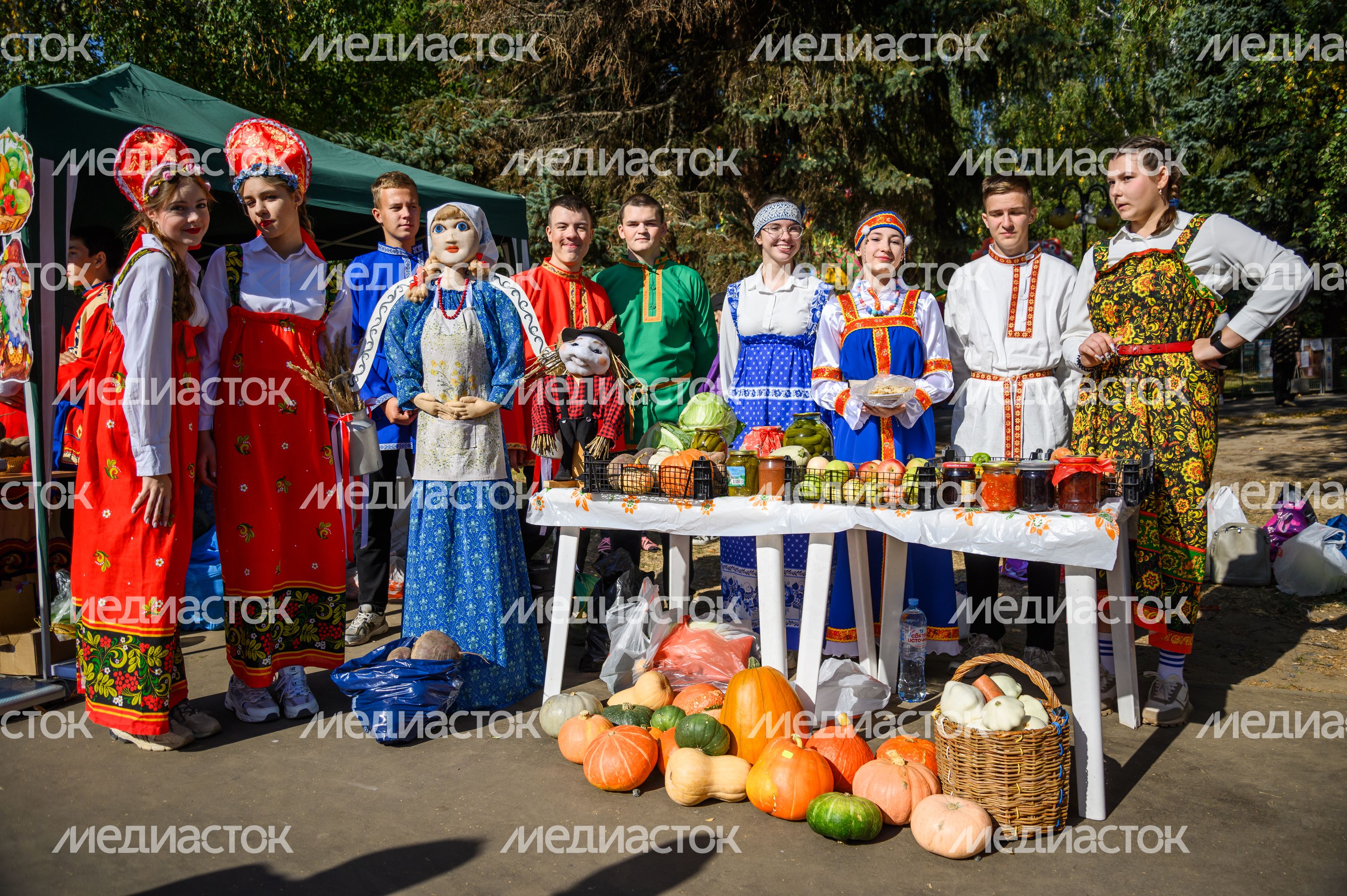Выставка-ярмарка «Дары Подмосковья» в Луховицах Выставка-ярмарка «Дары Подмосковья» в Луховицах