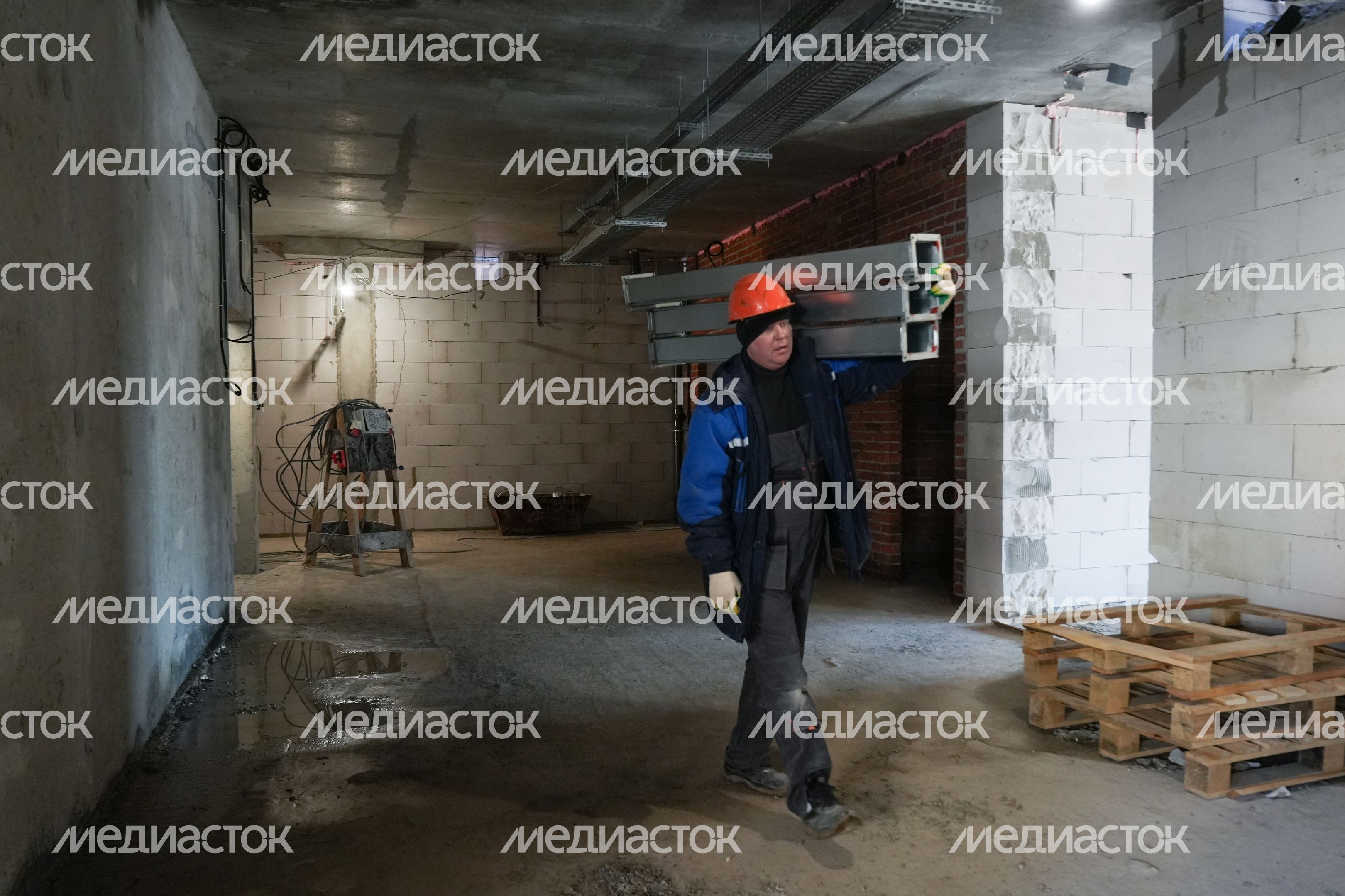 Строительство школы на 1100 мест в ЖК "Новые Островцы"