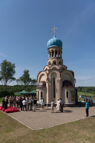 Перезахоронение солдат ВОВ в деревне Ельня