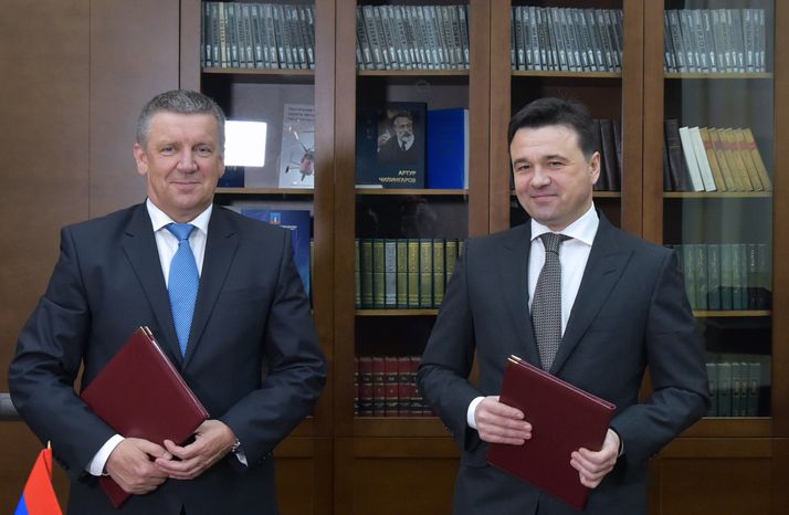 А. Воробьев подписал договор о сотрудничестве с Карелией