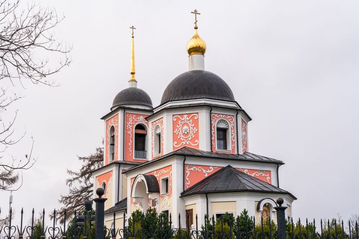 Церковь Николая Чудотворца в деревне Дарьино Одинцовского округа