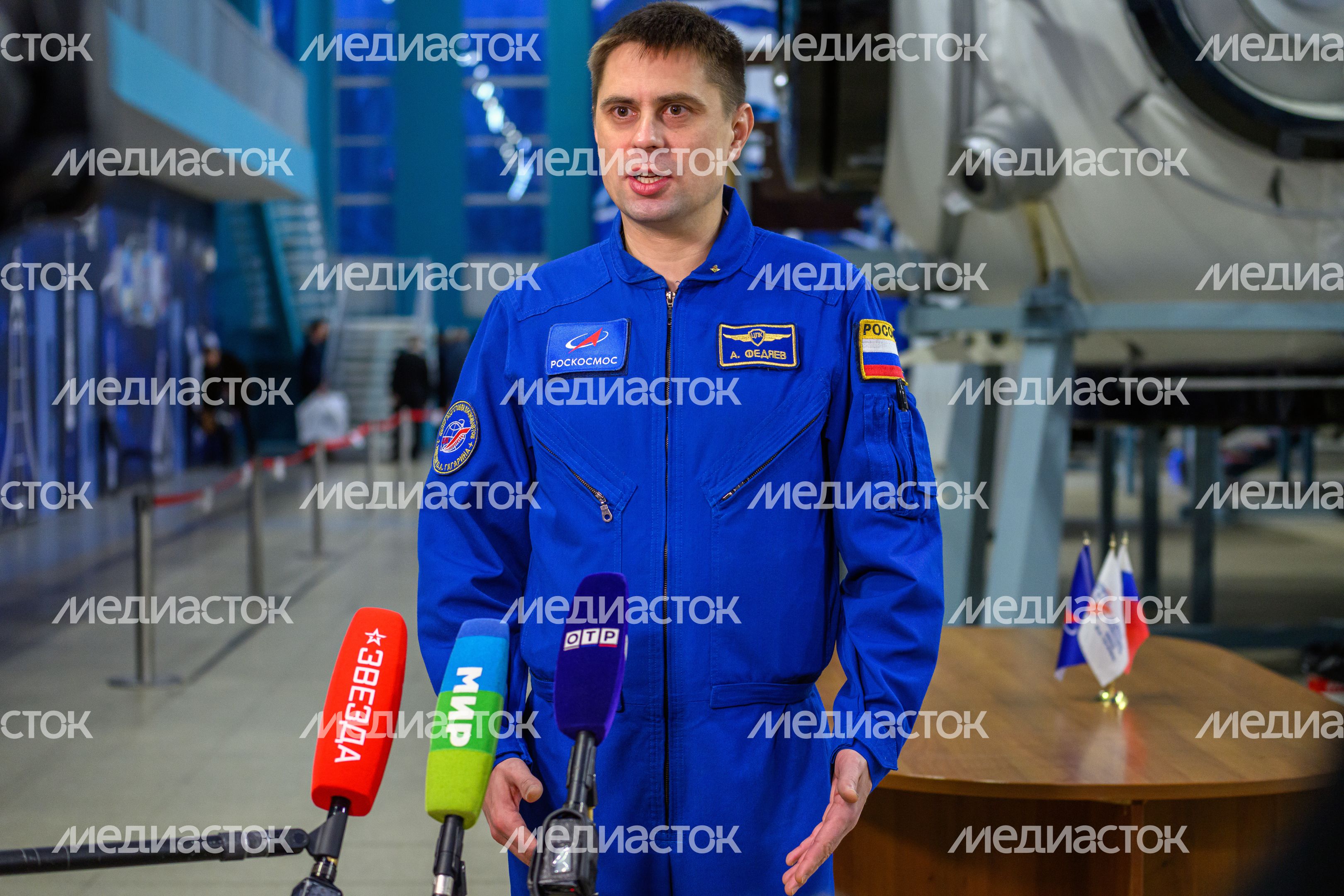 Космонавт Роскосмоса Андрей Федяев полетит на орбиту в составе SpaceX Crew-12 на корабле Crew Dragon Космонавт Роскосмоса Андрей Федяев полетит на орбиту в составе SpaceX Crew-12 на корабле Crew Dragon