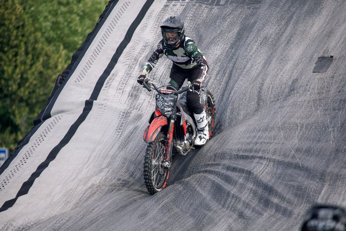 Шоу команды мотофристайла FMX13 в Лобне