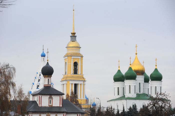 Вид на Успенский собор в Коломне
