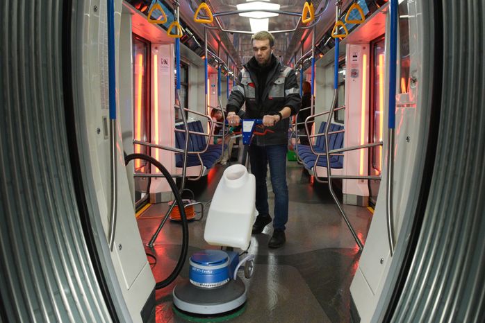 Кварцевание и обеззараживание вагонов метро в Москве