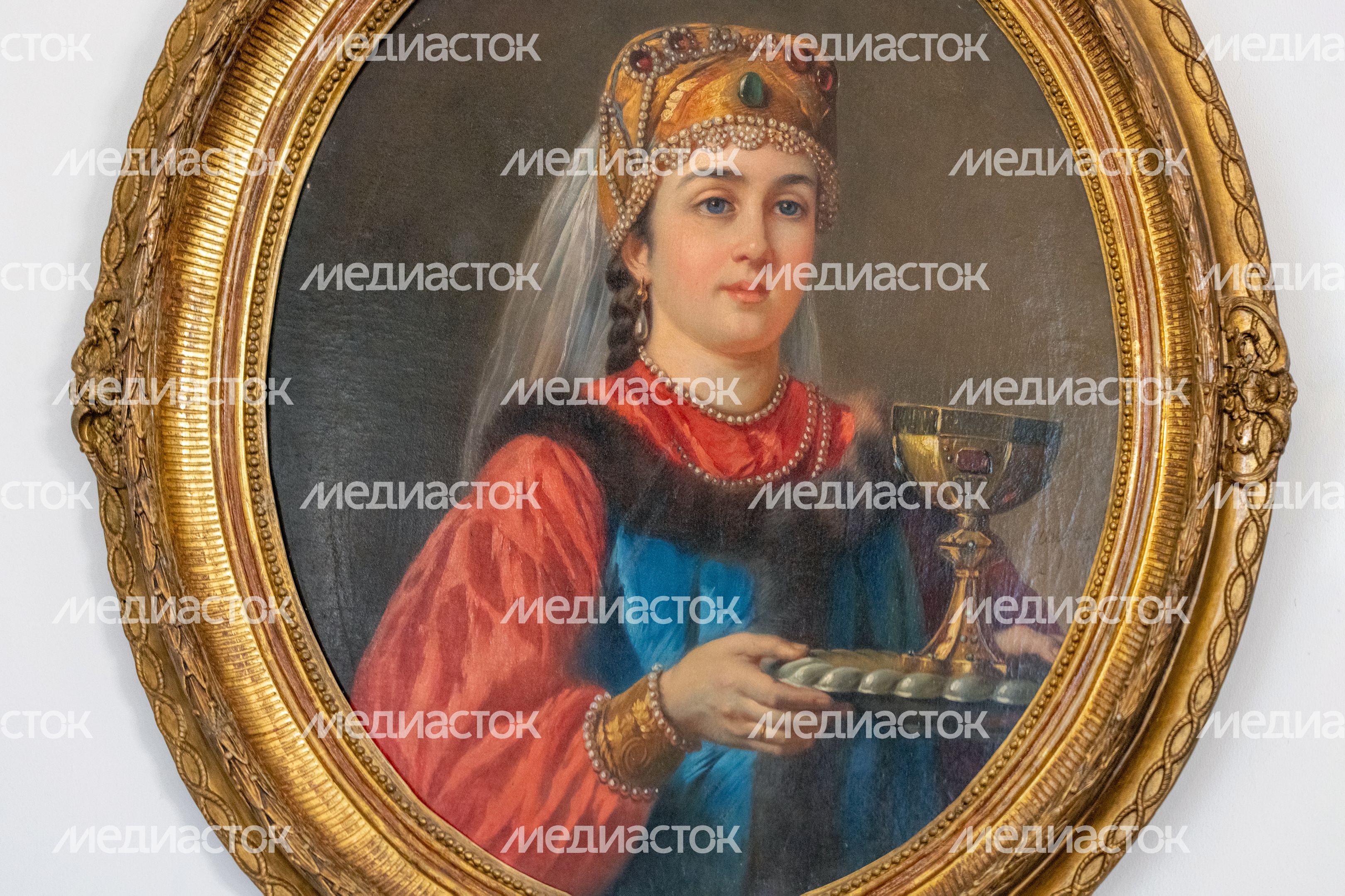 Предметы светской жизни русского дворянства на выставке «Средь шумного бала, случайно» в усадьбе Лопасня-Зачатьевское Предметы светской жизни русского дворянства на выставке «Средь шумного бала, случайно» в усадьбе Лопасня-Зачатьевское
