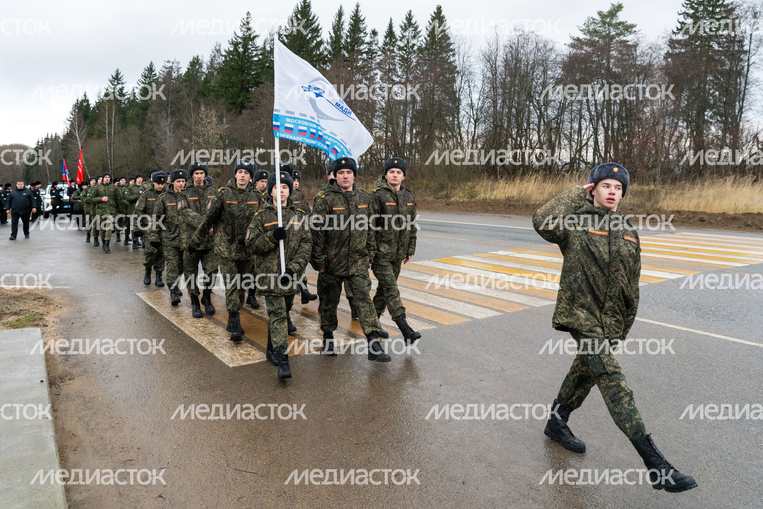 Торжественное мероприятие, посвященное подвигу 11 героев-саперов, в Волоколамском округе Торжественное мероприятие, посвященное подвигу 11 героев-саперов, в Волоколамском округе