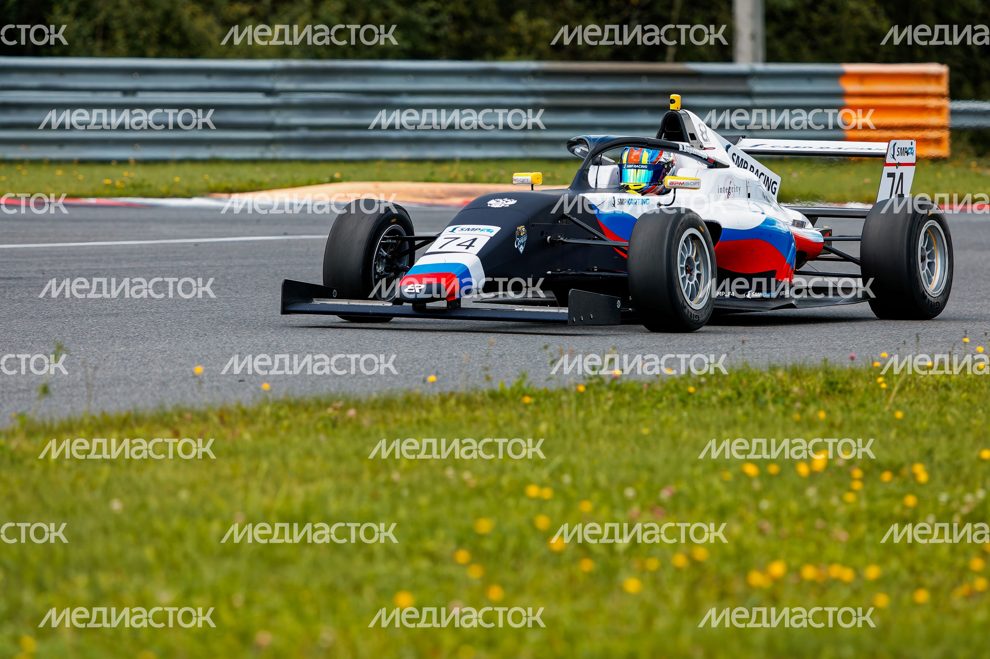 VI этап российской серии кольцевых гонок на автодроме Moscow Raceway