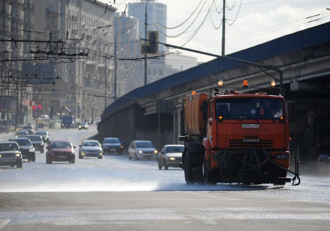 Мойка улиц и дорог Москвы