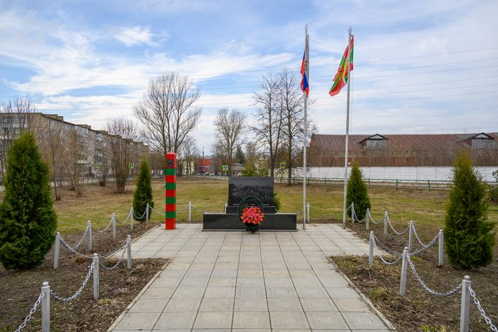 Памятник воинам-пограничникам в городе Дрезна Орехово-Зуевского округа
