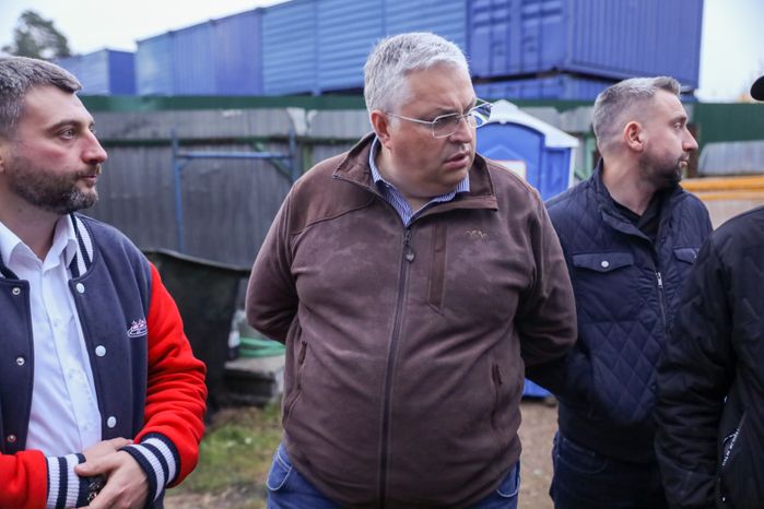 Кирилл Григорьев проверил ход масштабной реконструкции системы водоотведения в Солнечногорске