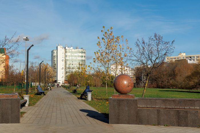 Городской парк культуры и отдыха Долгопрудного осенью