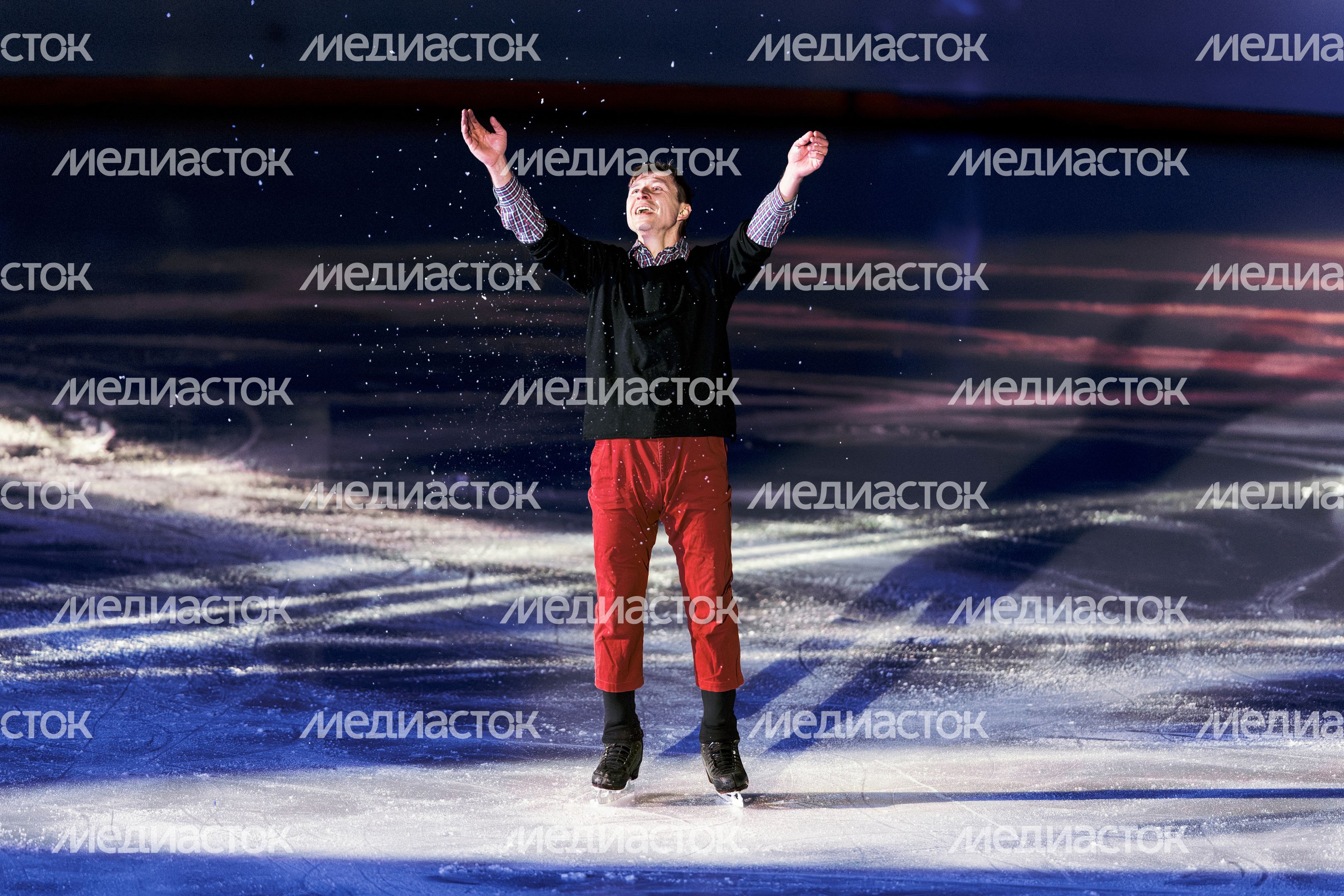 Алексей Ягудин на ледовом шоу «Чемпионы» Ильи Авербуха в Волоколамске Алексей Ягудин на ледовом шоу «Чемпионы» Ильи Авербуха в Волоколамске