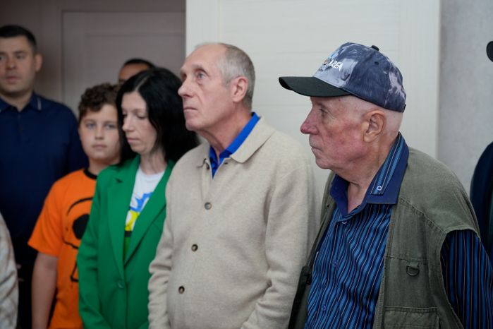 Андрей Воробьев поздравил новоселов, переехавших из аварийного жилья в новую многоэтажку в п. Южный г.о. Подольск