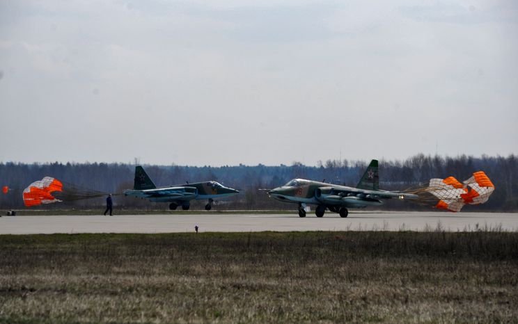Подготовка экипажей ВВС к Параду Победы в Кубинке
