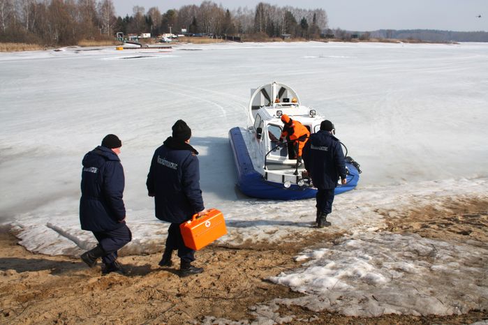 Учения МЧС на Озернинском водохранилище
