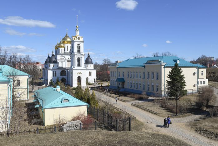 Дмитровский кремль, 2 часть