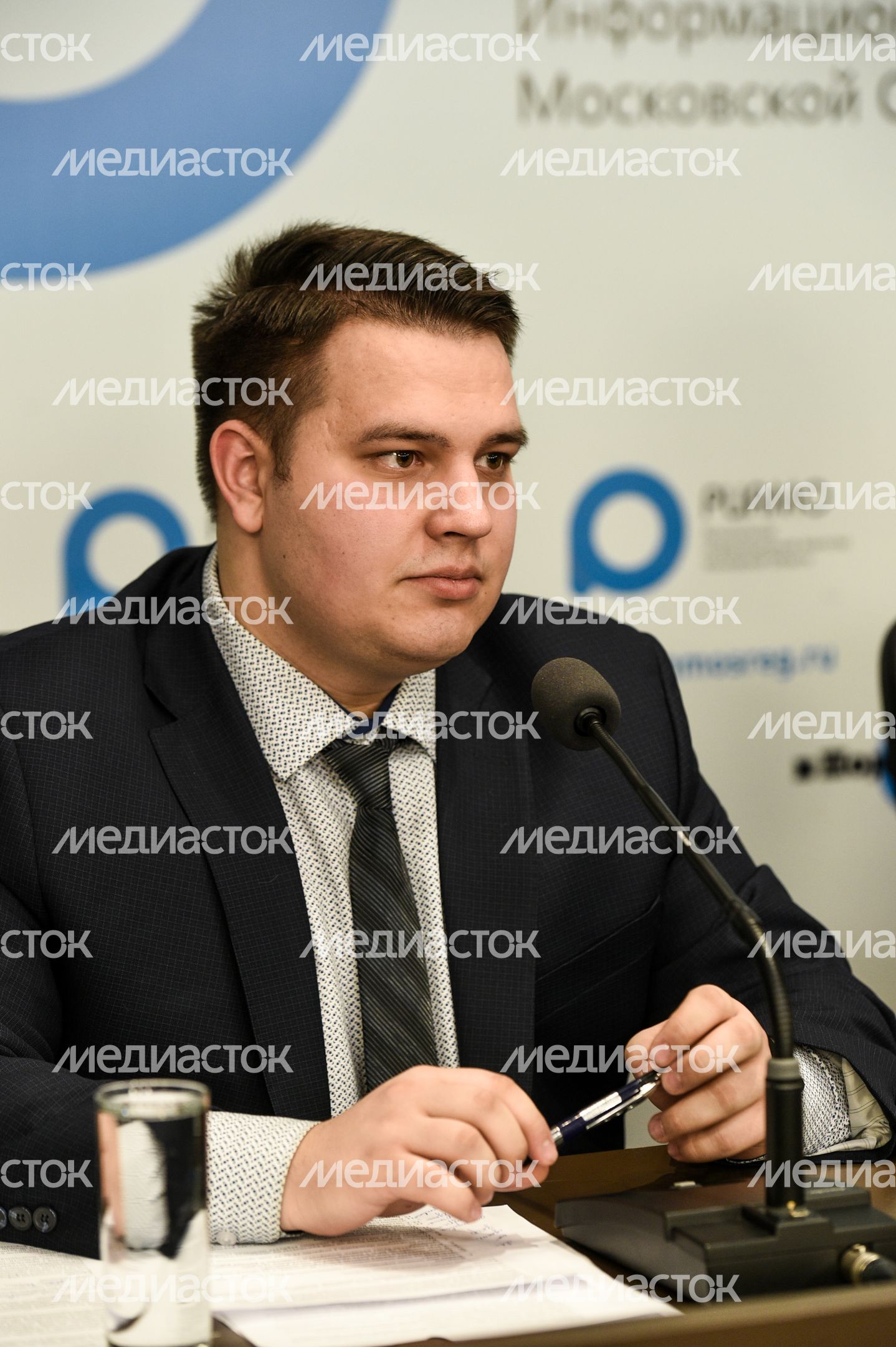 Пресс-конференция по проблемам трудоустройства студентов Подмосковья Пресс-конференция по проблемам трудоустройства студентов Подмосковья