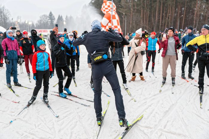 Тренировка для лыжников от Олимпийского чемпиона Александра Легкова в Одинцово