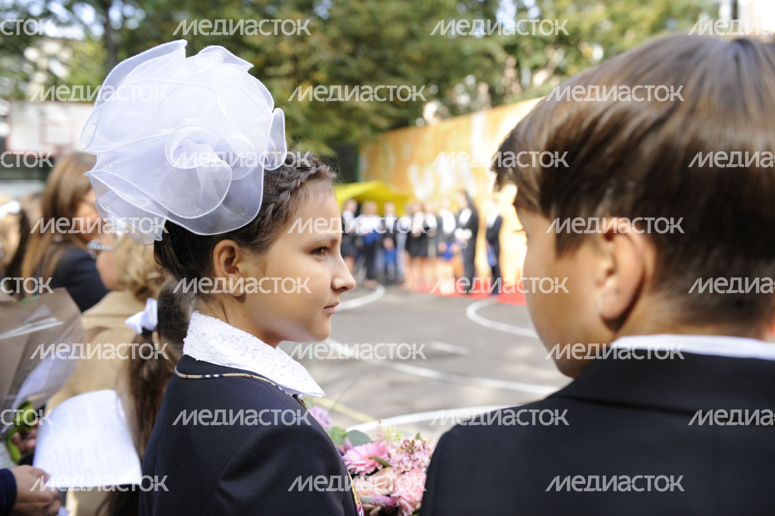 День знаний в Ломоносовской школе в Москве День знаний в Ломоносовской школе в Москве