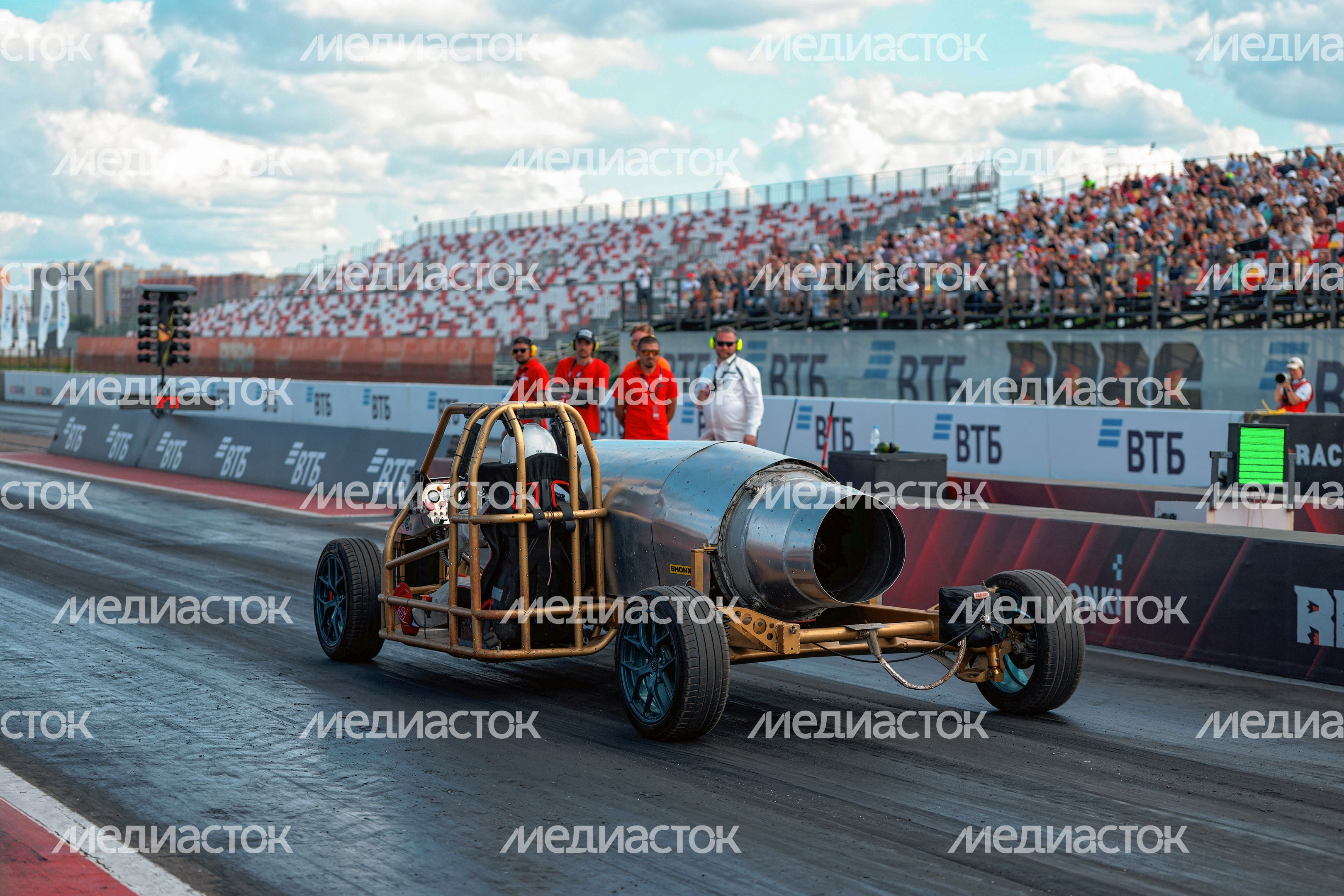 Чемпионат и Кубок России по дрэг-рейсингу RDRC 2026. Заезд гоночных болидов на автодроме RDRC Racepark в Раменском округ Чемпионат и Кубок России по дрэг-рейсингу RDRC 2026. Заезд гоночных болидов на автодроме RDRC Racepark в Раменском округ