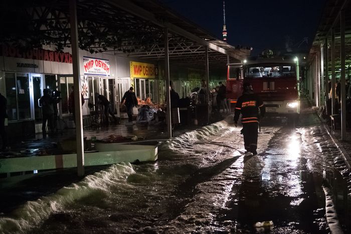 Пожар в торговых павильонах в Москве
