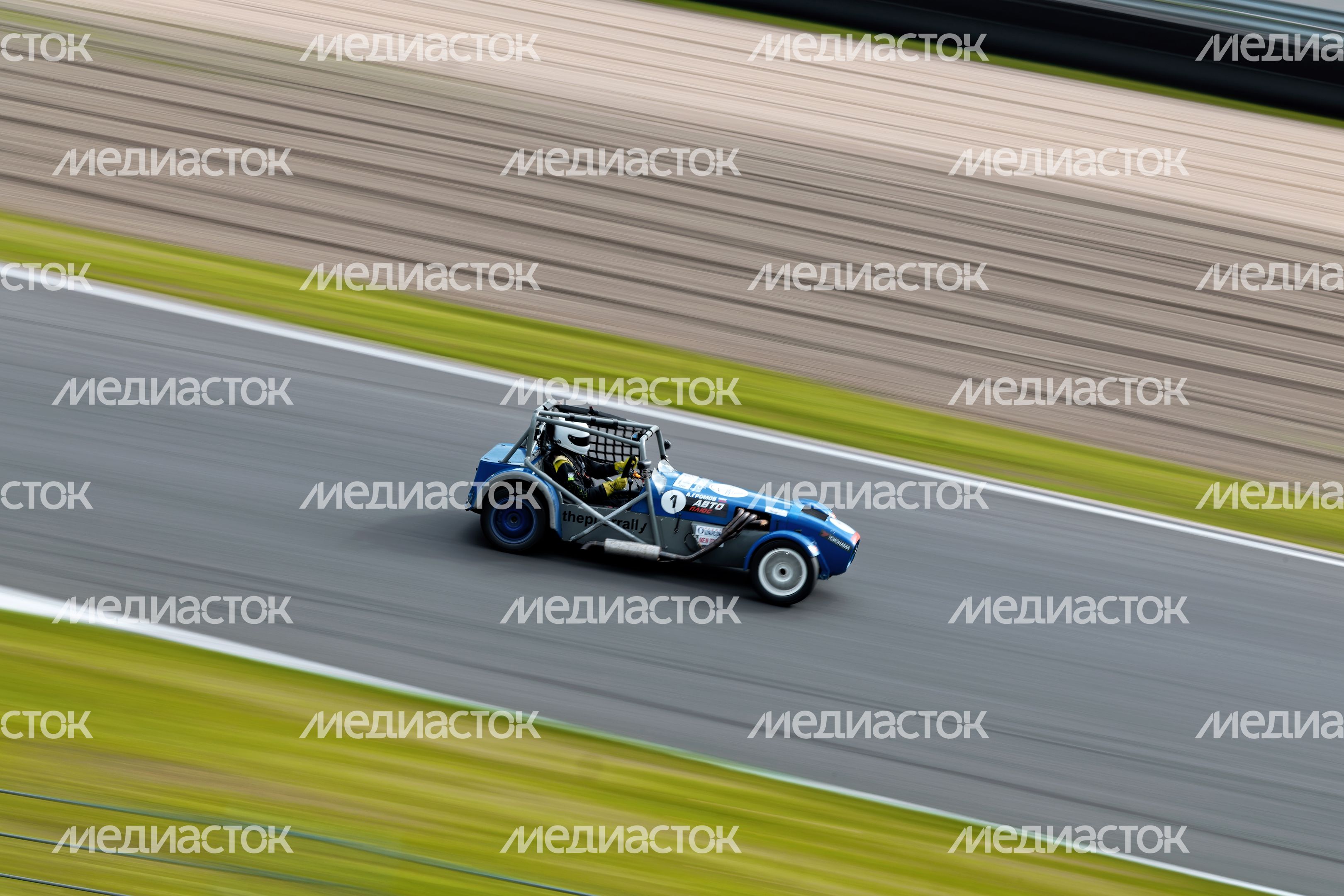 Российская серия кольцевых гонок сезона 2026 года на трассе Moscow Raceway в Волоколамском округе Российская серия кольцевых гонок сезона 2026 года на трассе Moscow Raceway в Волоколамском округе
