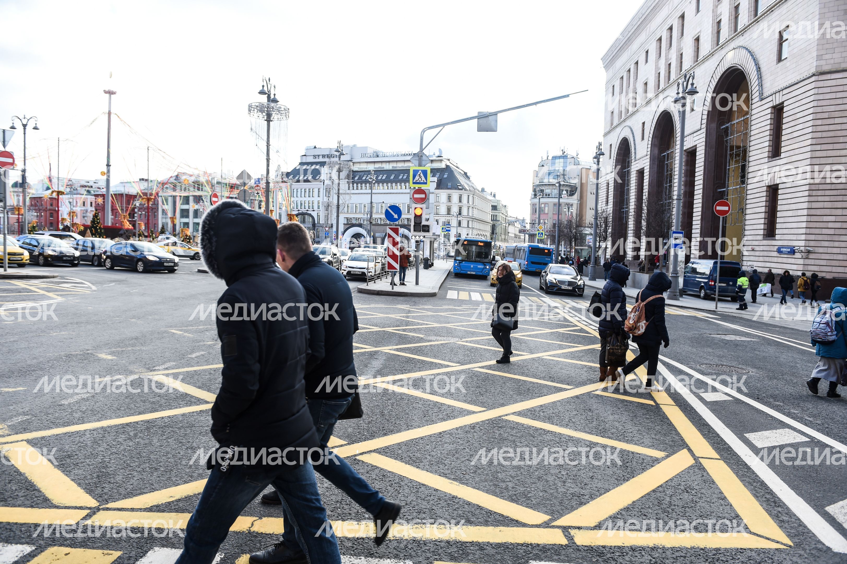 Вафельная разметка на улицах Москвы Вафельная разметка на улицах Москвы
