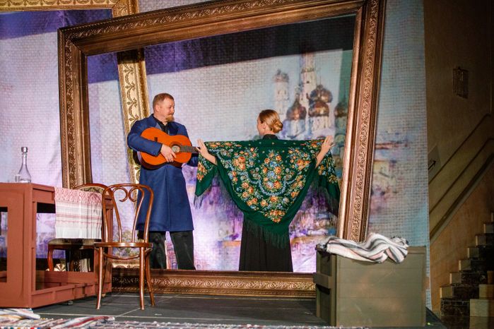Москва. МГТ «Семейная картина»
