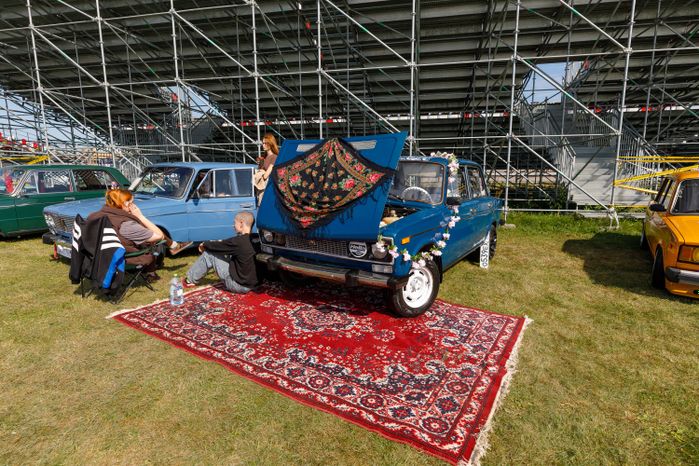 На Sueta Car Fest выбрали лучшие автомобили по тюнингу и автозвуку