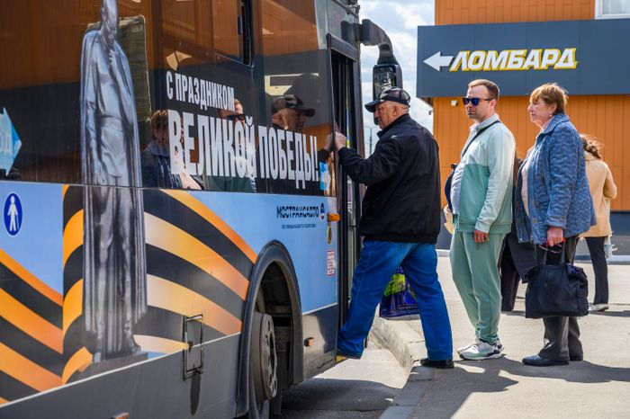 Брендированный автобус к 80-летию Победы в Великой Отечественной войне в Мытищах