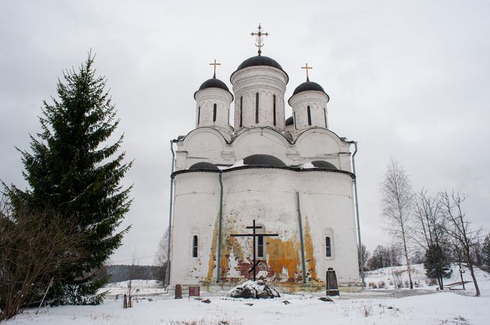 Церковь Михаила Архангела в селе Микулино