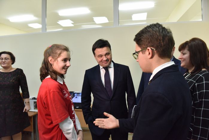 МОУ СОШ №35 г. Подольск. Первый день учебного процесса школе.