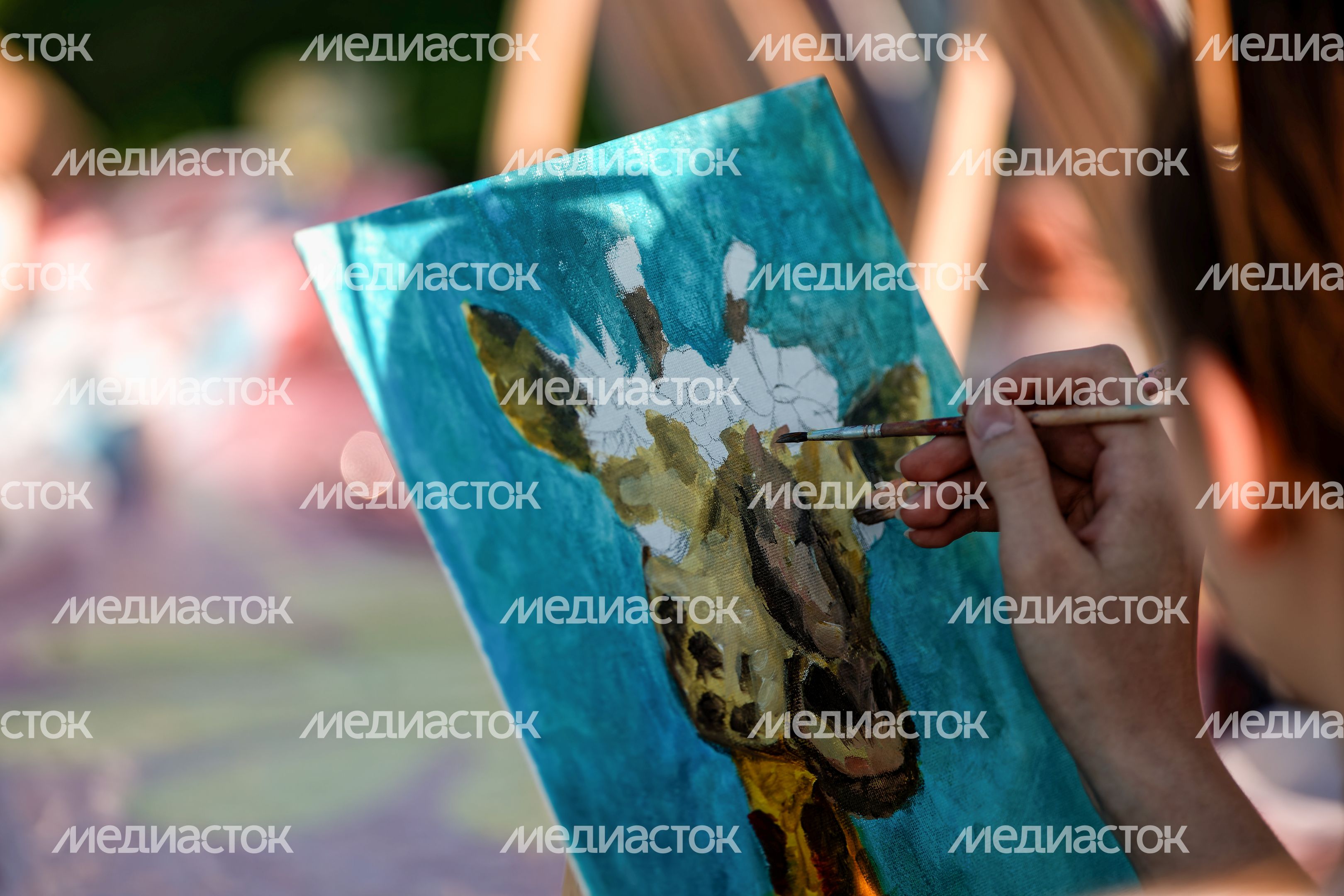 Мастер-класс по рисованию на фестивале «Каникулы» в музее-заповеднике «Горки Ленинские» Ленинского округа Мастер-класс по рисованию на фестивале «Каникулы» в музее-заповеднике «Горки Ленинские» Ленинского округа