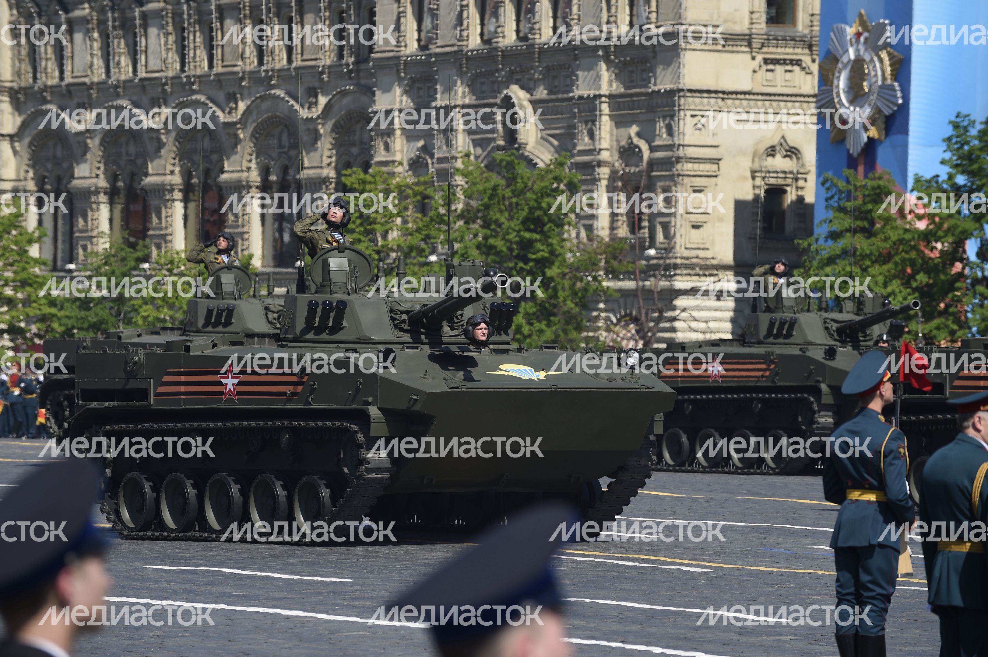 Парад Победы на Красной площади в Москве Парад Победы на Красной площади в Москве