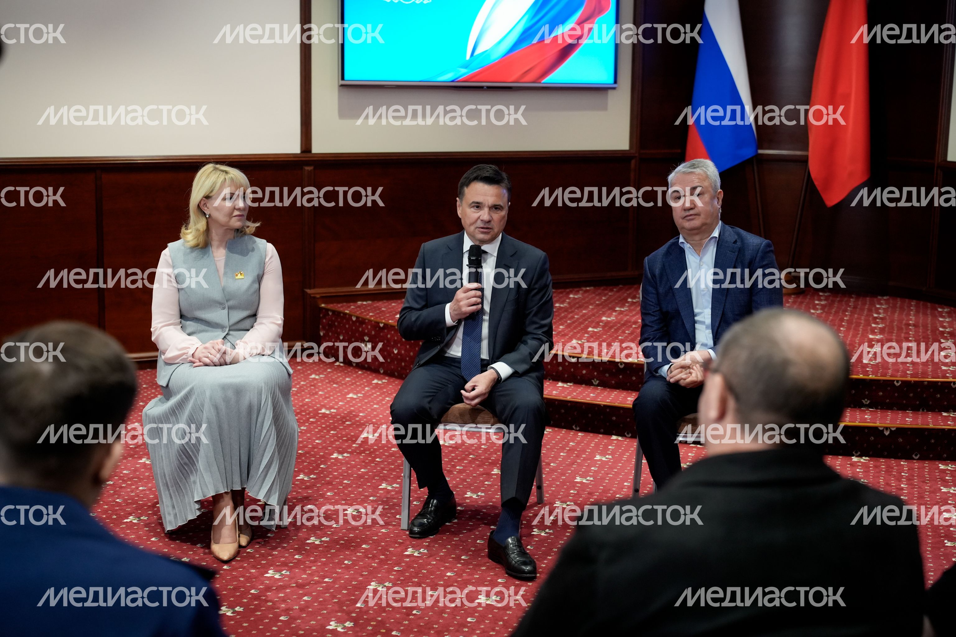 Андрей Воробьев и Рахим Азимов вручили ключи от автомобилей ветеранам СВО и семьям погибших героев Андрей Воробьев и Рахим Азимов вручили ключи от автомобилей ветеранам СВО и семьям погибших героев