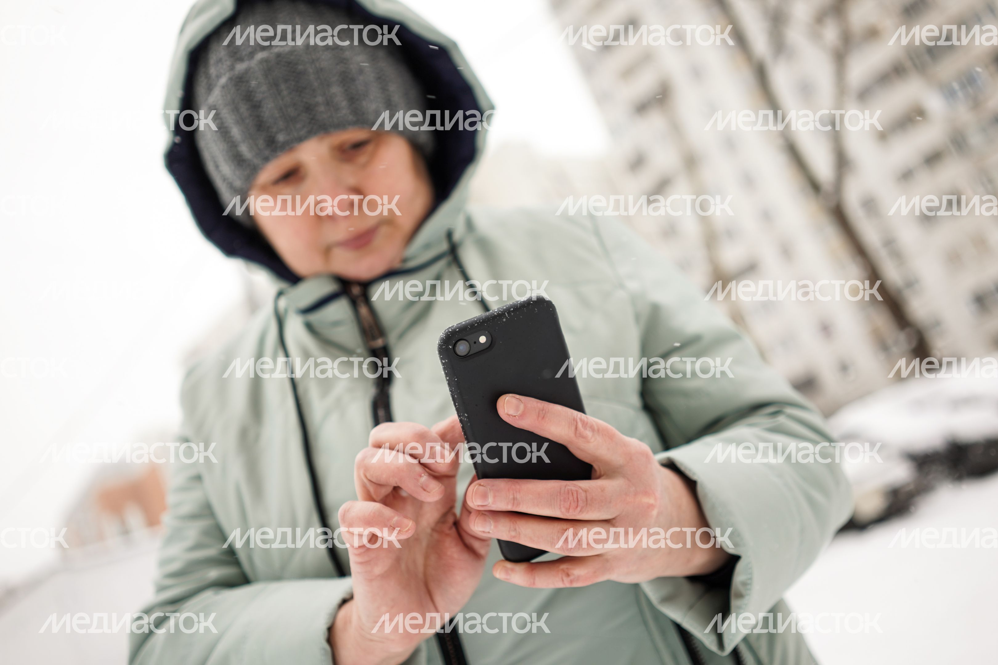 Мобильные телефоны