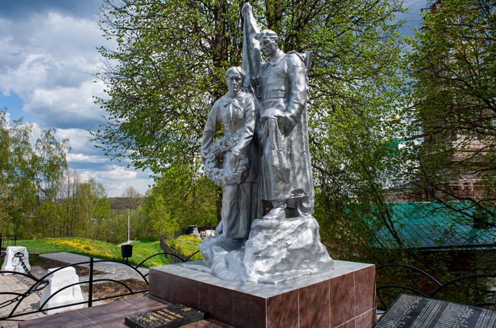 Весенние виды города Верея