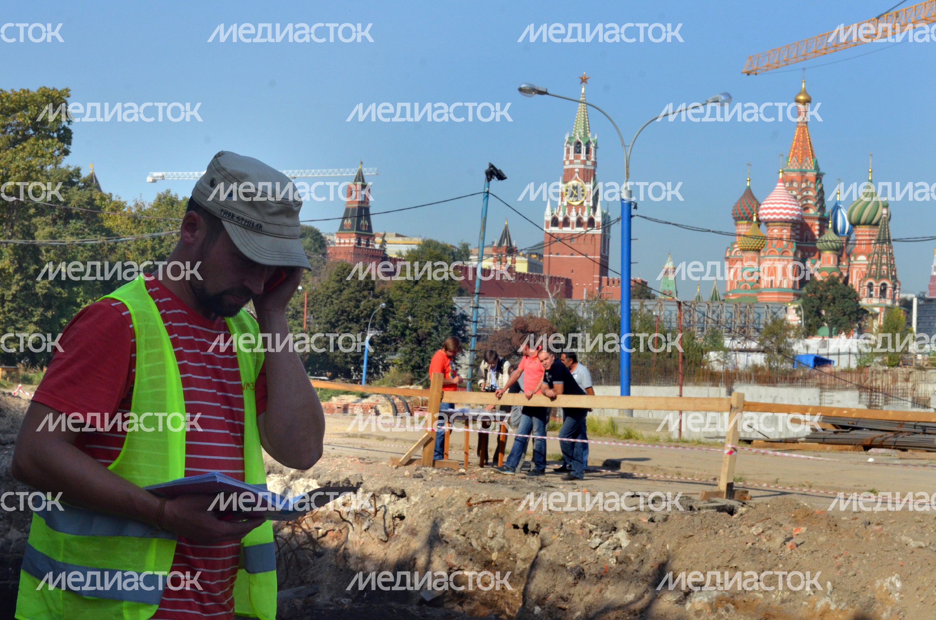 Археологи обнаружили древнейшую улицу Москвы в Зарядье