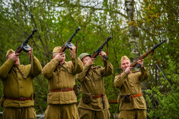 Военно-историческая реконструкция событий мая 1945 года в музее истории танка Т-34 в Мытищах